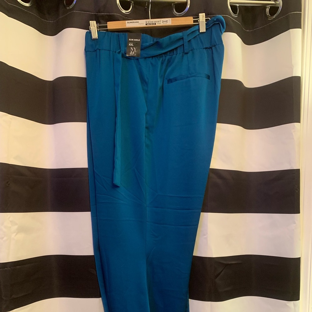 NY & CO 7th Avenue Satin Pants
